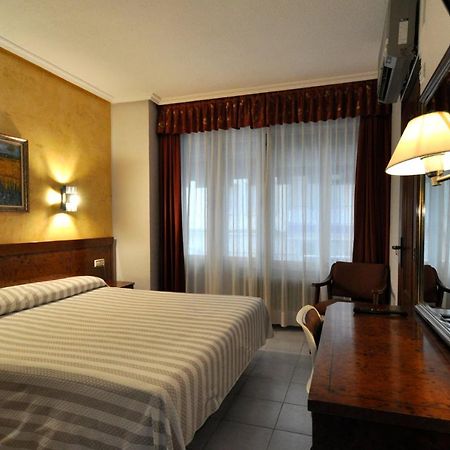 Hotel Aragon Salamanca Exteriör bild